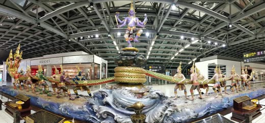Escultura del batido del océano de leche en el aeropuerto de Suvarnabhumi